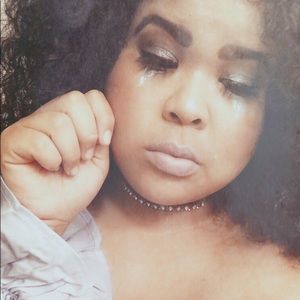 Meet your Posher, Loryn